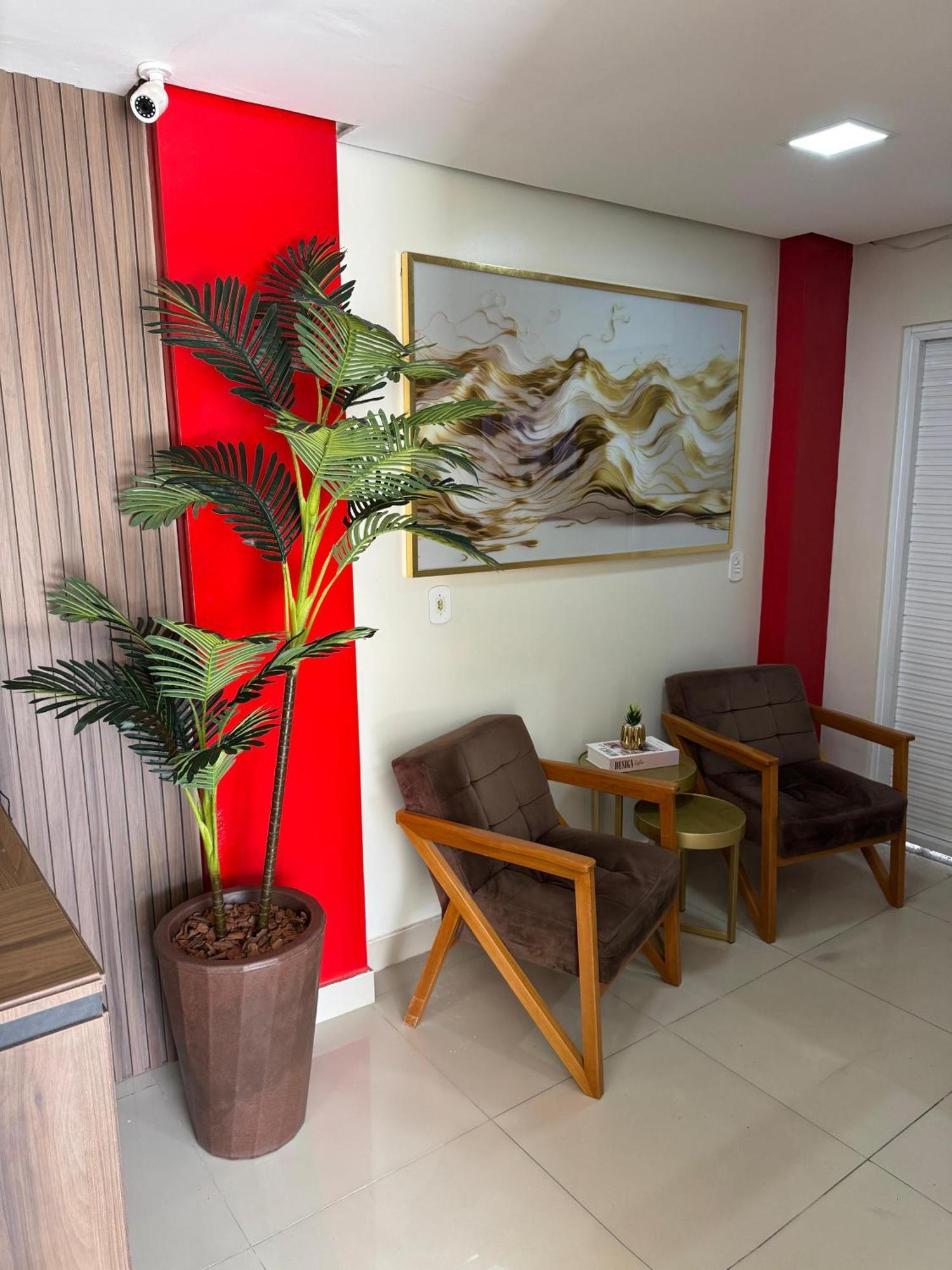 Hotel Seller 2*