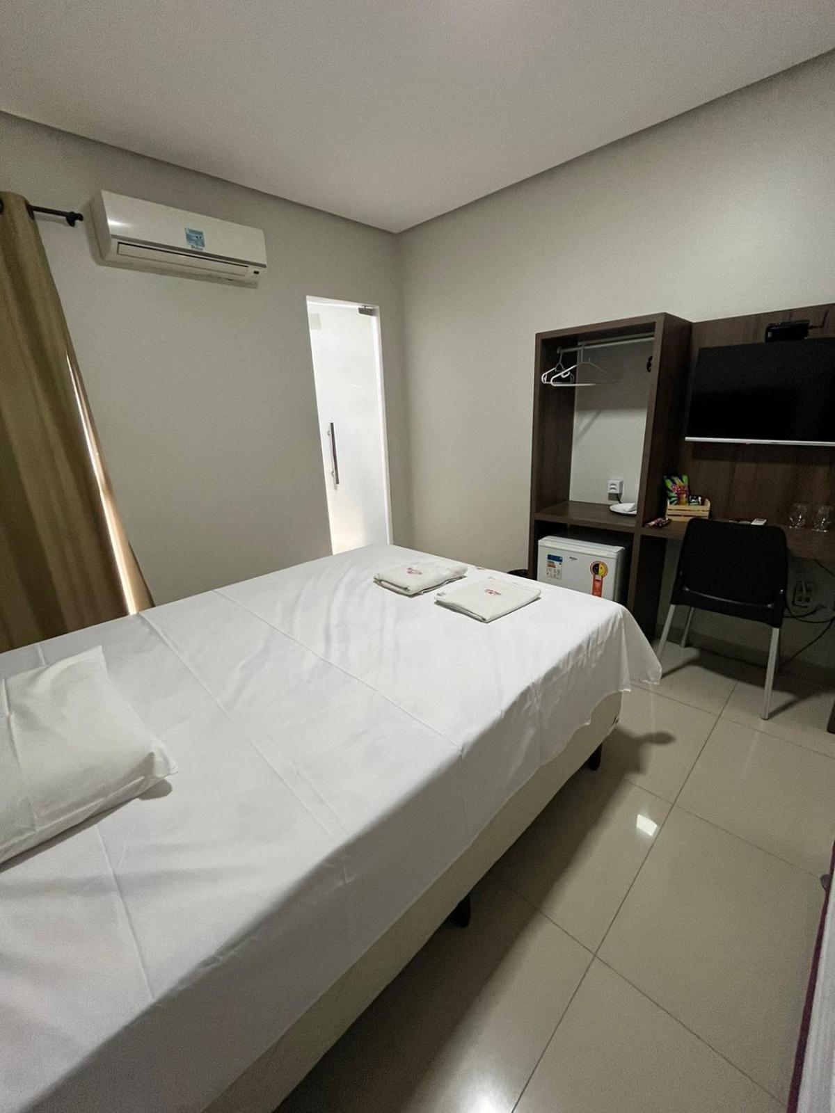 Hotel Seller Sobral